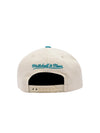 M&N Cream & Team Colour Pro Pinch Snapback - Charlotte Hornets