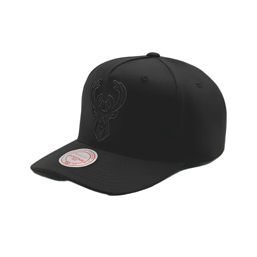 M&N Black Team Logo MVP Snapback (Milwaukee Bucks)