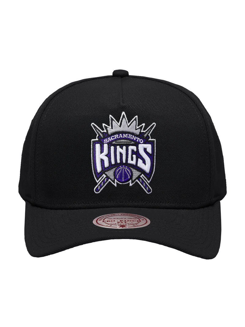 M&N Black Team Colour Pro Pinch Snapback - Sacramento Kings